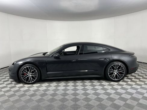 Used 2024 Porsche Taycan 4S image 10