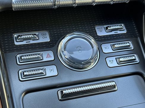 New 2026 Lincoln Nautilus Reserve AWD/4WD image 20