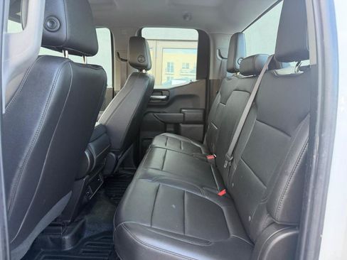 Used 2019 Chevrolet Silverado 1500 W/T w/ Trailering Package RWD image 17