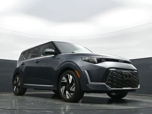 Used 2023 Kia Soul GT-Line FWD image 25