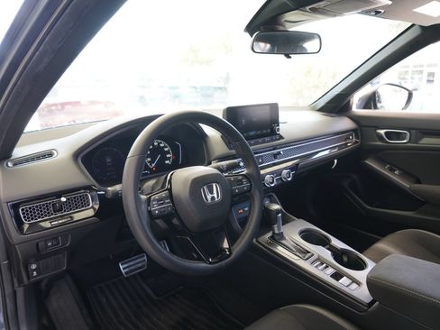 Used 2024 Honda Civic Sport image 9