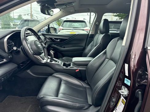 Used 2024 Subaru Outback Limited AWD/4WD image 14