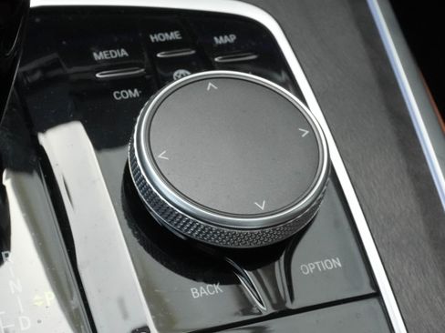 Used 2023 BMW X5 xDrive40i w/ Premium Package image 29