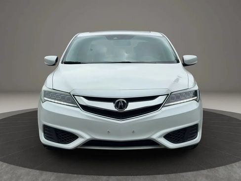 Used 2018 Acura ILX FWD image 2