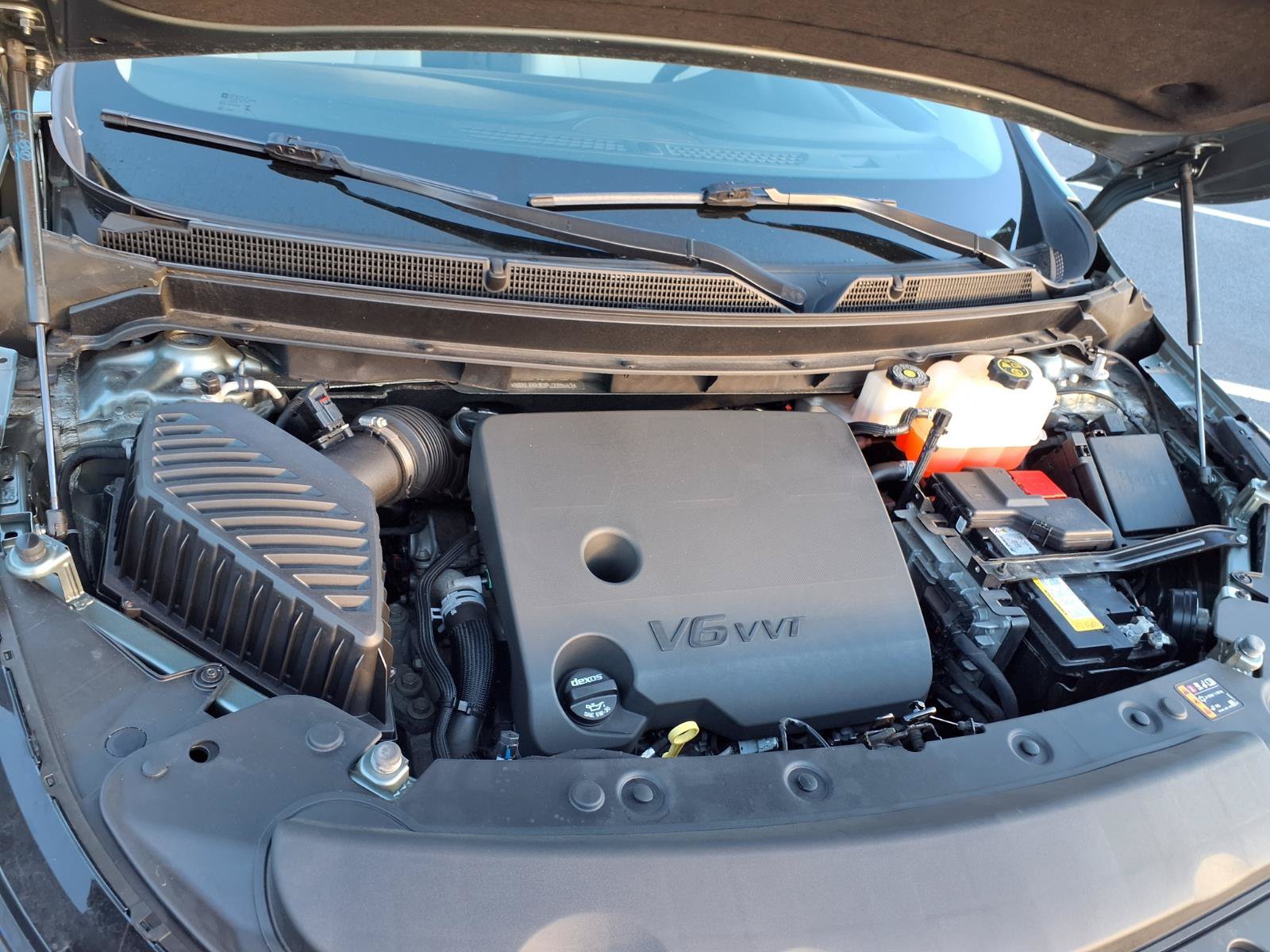 Used 2023 Buick Enclave Essence AWD/4WD image 34