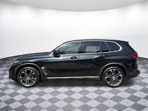 Used 2024 BMW X5 sDrive40i w/ Parking Assistance Package RWD image 2
