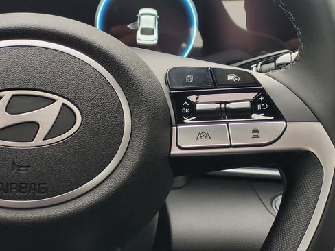 New 2025 Hyundai Elantra Limited image 15