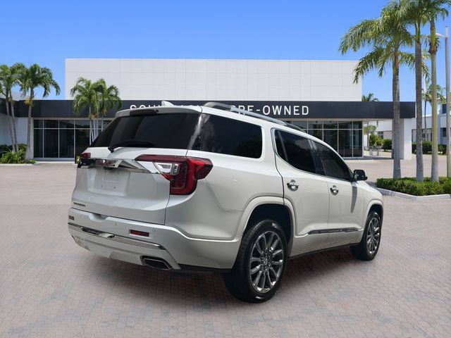 Certified 2023 GMC Acadia Denali w/ Denali Ultimate Package FWD image 7