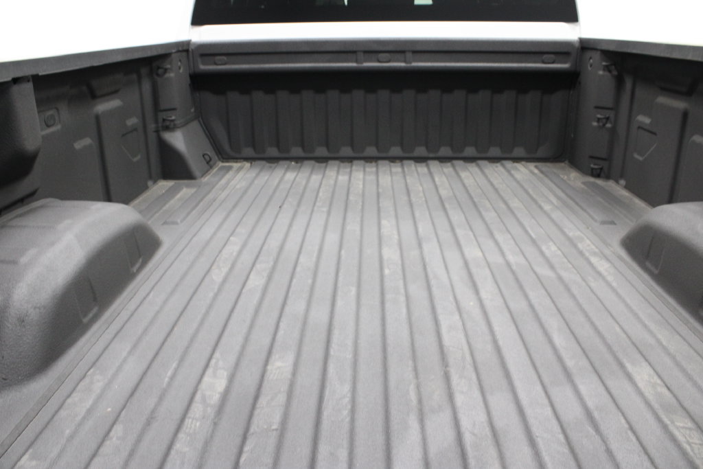 Used 2025 Chevrolet Silverado 2500 LT w/ Safety Package AWD/4WD image 13