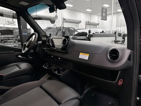 New 2026 Mercedes-Benz Sprinter 3500 image 26