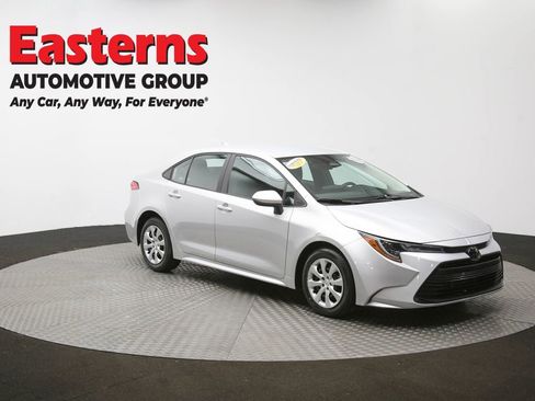 Used 2024 Toyota Corolla LE image 47