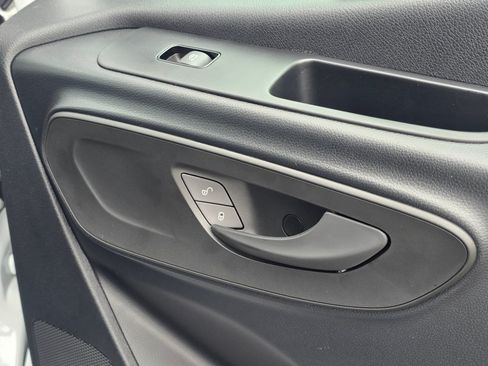 New 2026 Mercedes-Benz Sprinter 2500 image 19