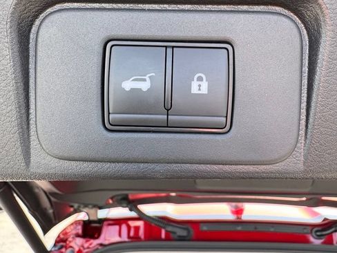 Used 2026 Nissan Rogue SV w/ Cold Weather Package FWD image 14