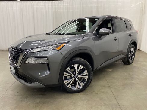 Used 2023 Nissan Rogue SV AWD/4WD image 1