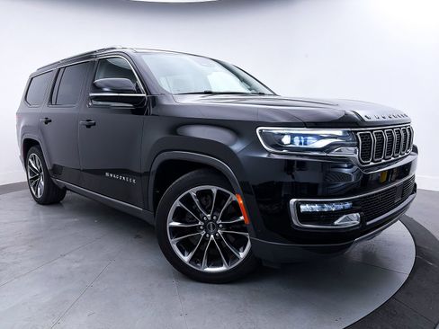 Used 2022 Jeep Wagoneer Series III w/ Premium Group I image 1