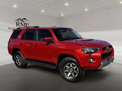 Used 2019 Toyota 4Runner TRD Off-Road image 1
