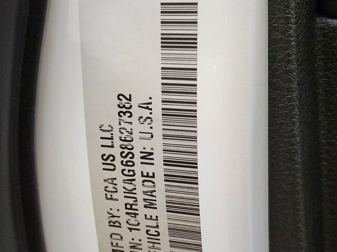 New 2025 Jeep Grand Cherokee L Altitude image 31