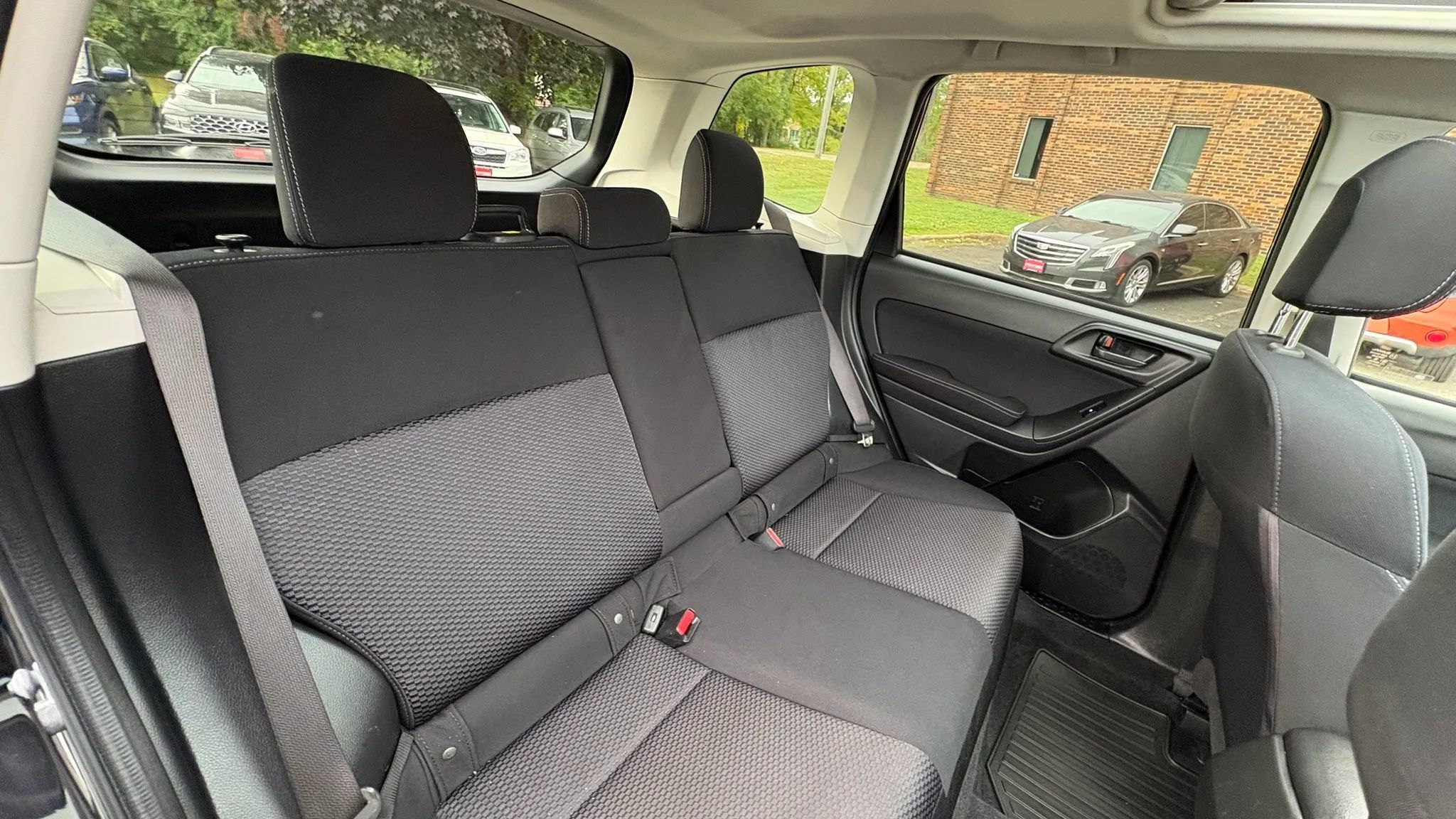 Used 2015 Subaru Forester 2.5i Premium w/ All-Weather Package AWD/4WD image 34