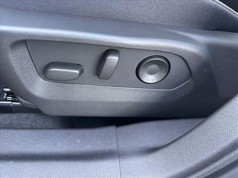 New 2026 Buick Envision Sport Touring image 27