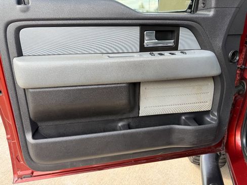 Used 2014 Ford F150 XLT w/ Equipment Group 302A Luxury image 12