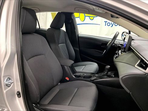 Certified 2025 Toyota Corolla LE FWD image 11