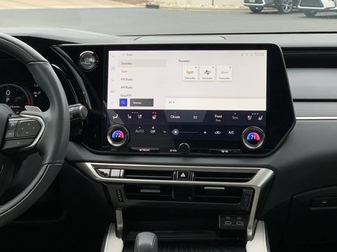 Certified 2023 Lexus RX 350 Premium Plus w/ Accessory Package (Z1) image 31