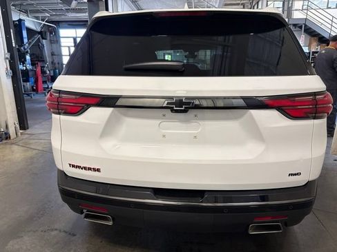 Used 2023 Chevrolet Traverse Premier w/ Redline Edition AWD/4WD image 5