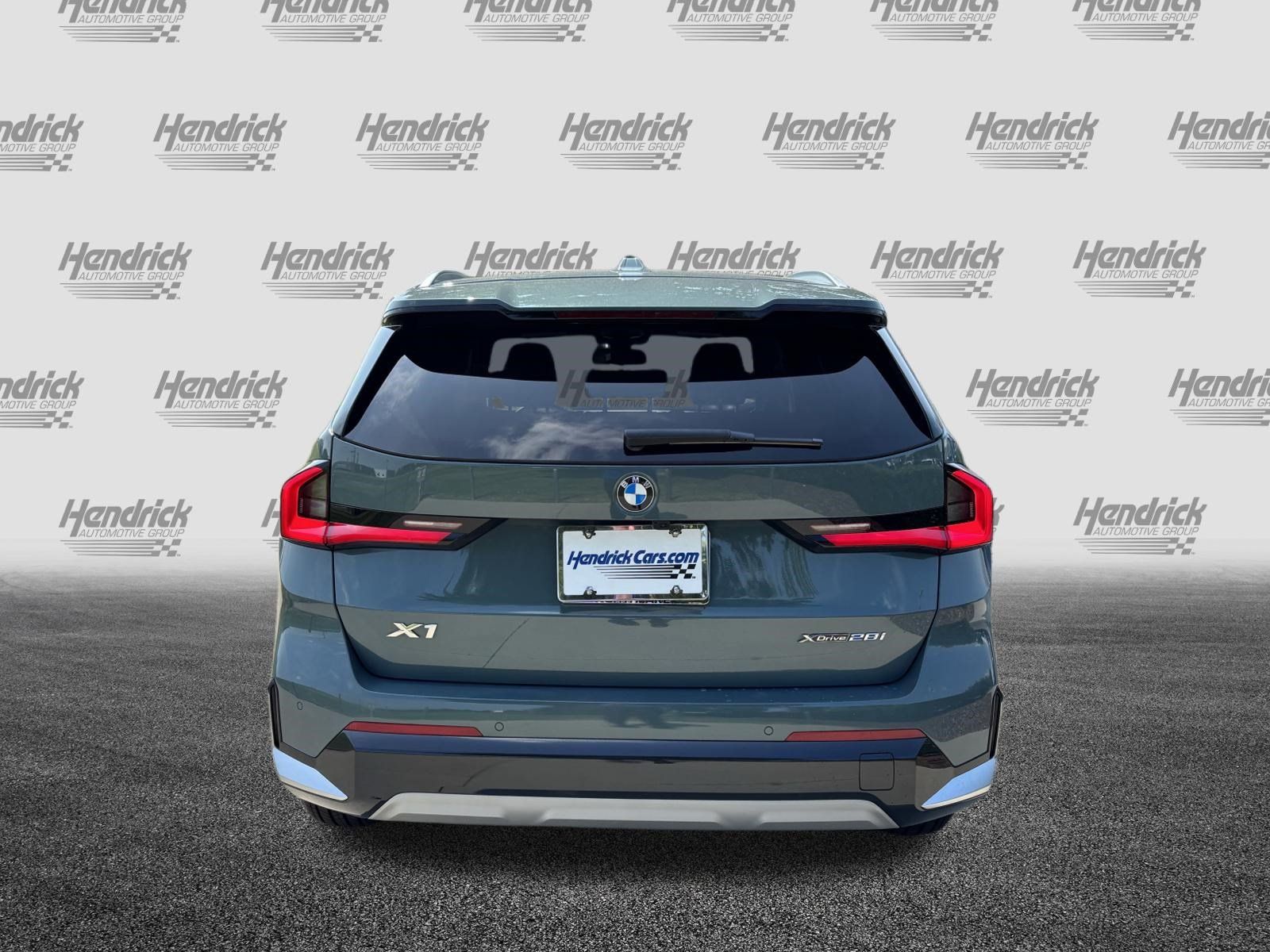 Certified 2025 BMW X1 xDrive28i AWD/4WD image 9
