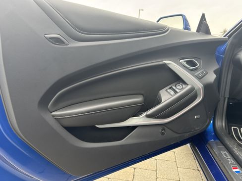 Used 2016 Chevrolet Camaro SS image 13