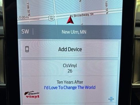 Used 2022 Ford Explorer Platinum w/ Equipment Group 601A image 23