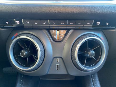 Used 2021 Chevrolet Blazer LT image 10