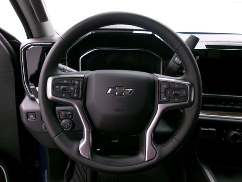 New 2026 Chevrolet Silverado 2500 LT w/ Trail Boss Package AWD/4WD image 7