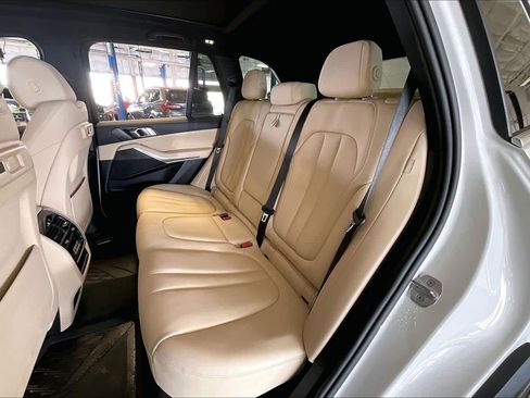 Certified 2022 BMW X5 xDrive40i w/ Premium Package image 20