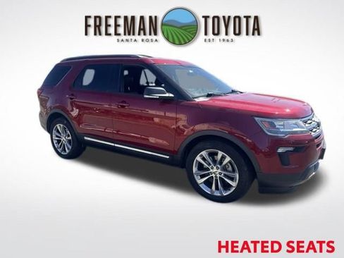Used 2019 Ford Explorer XLT FWD image 4