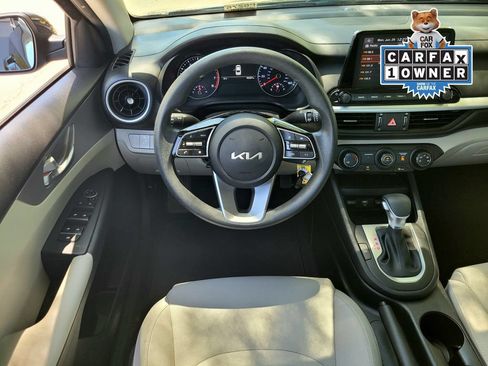 Used 2023 Kia Forte LXS w/ LXS Technology Package FWD image 11