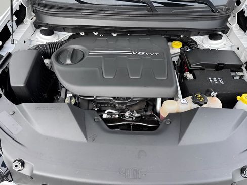 Used 2021 Jeep Cherokee Latitude Lux w/ Trailer Tow Group image 32