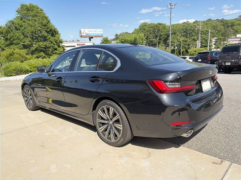 Certified 2025 BMW 330i Sedan RWD image 6