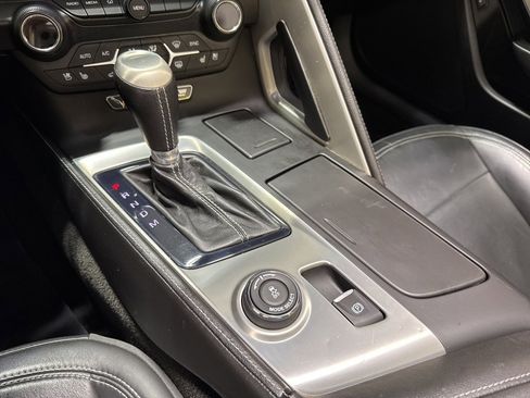 Used 2014 Chevrolet Corvette Stingray Convertible w/ 2LT Preferred Equipment Group image 21