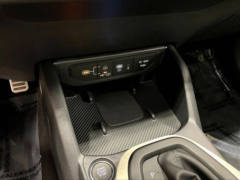 Certified 2025 Kia K4 GT-Line Turbo FWD image 16