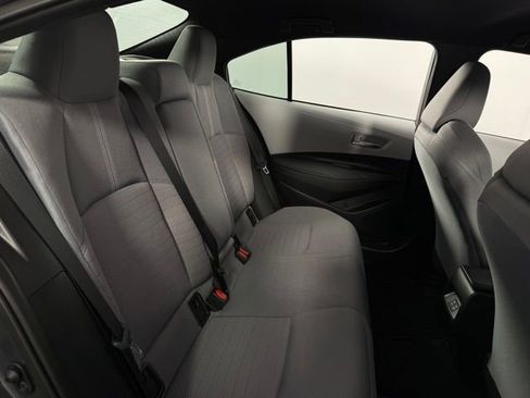 Used 2025 Toyota Corolla SE image 17