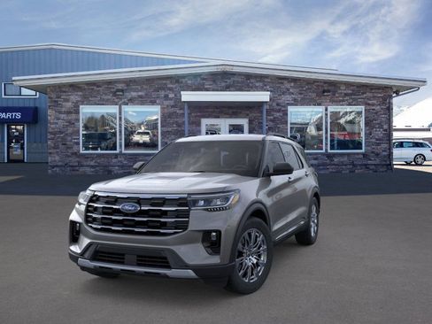New 2025 Ford Explorer Active w/ Active Comfort Package image 2