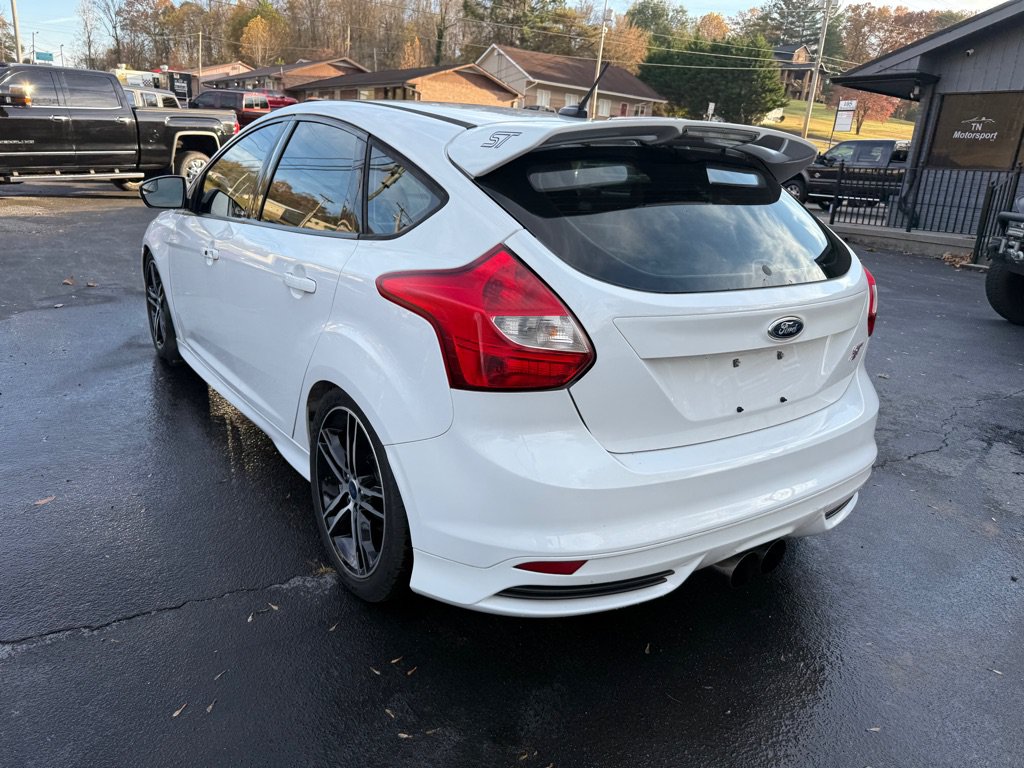 Used 2014 Ford Focus ST FWD image 6