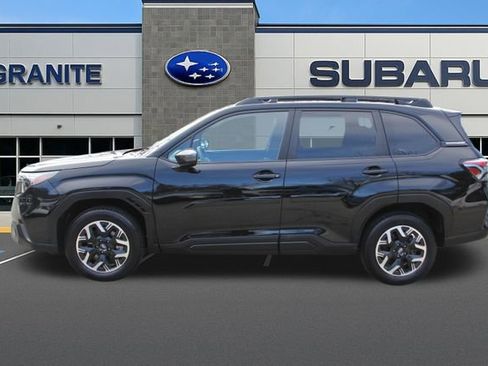 Certified 2025 Subaru Forester Premium image 7