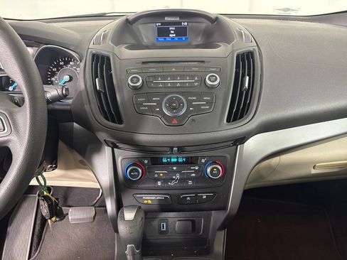 Used 2017 Ford Escape SE FWD image 28