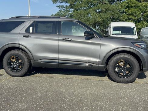 New 2026 Ford Explorer Tremor AWD/4WD image 4