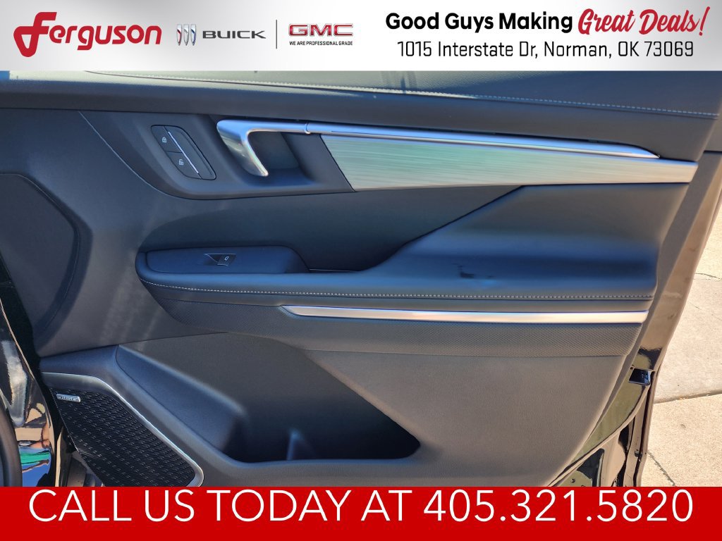 New 2027 Buick Enclave Preferred w/ Power Package FWD image 38
