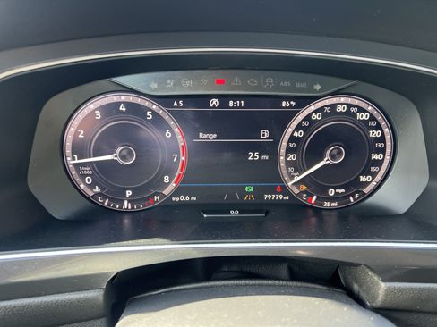 Used 2018 Volkswagen Tiguan SEL Premium AWD/4WD image 18