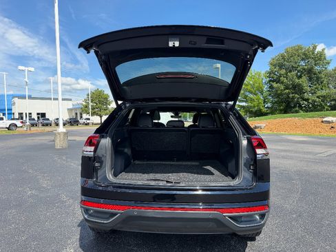 Used 2021 Volkswagen Atlas Cross Sport SEL AWD/4WD image 12