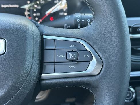 New 2026 Jeep Compass Latitude image 24