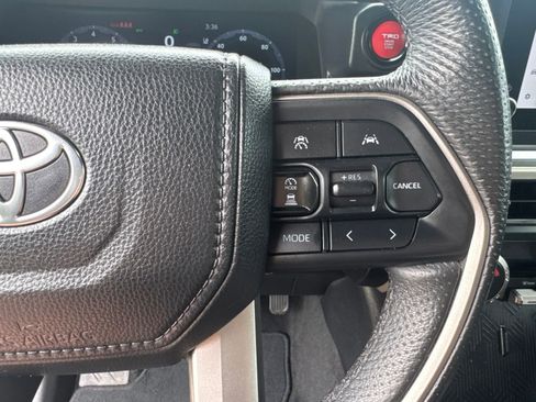 Used 2024 Toyota Tacoma TRD Off-Road AWD/4WD image 20